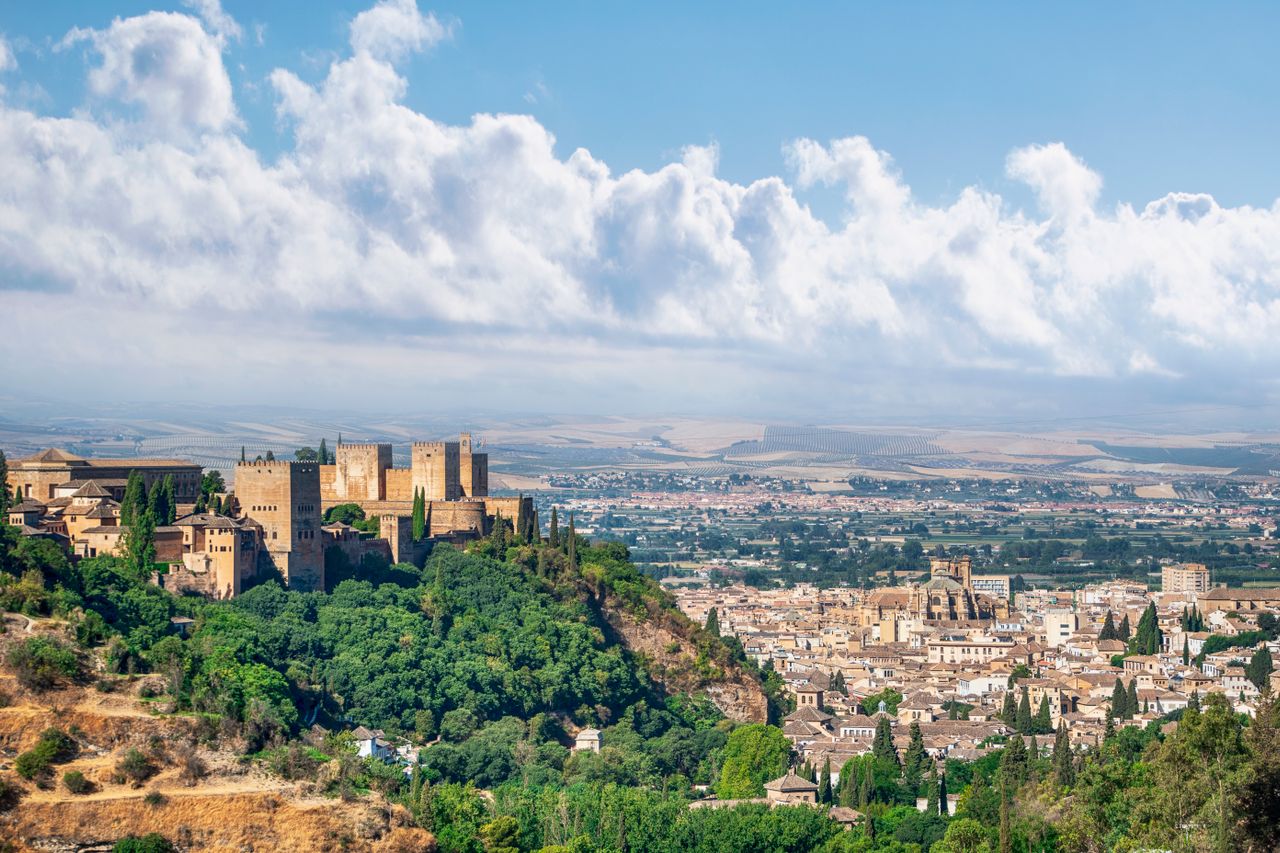 spanish schools granada